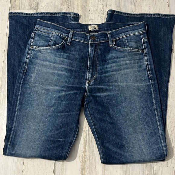 Citizens Of Humanity Denim - Citizens of Humanity Fleetwood Petite High Rise Flare Jeans Size 32